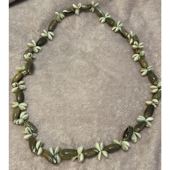 Vintage Cowrie Shell Necklace Chunky Strand Hawaiian Nautical Long - Picture 1 of 6
